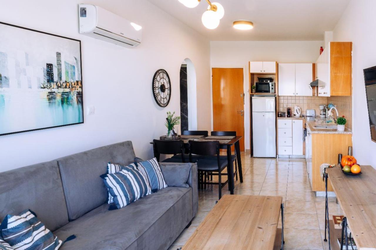 Phaedrus Living: Harmony Sea View Apartment Paphos Bagian luar foto